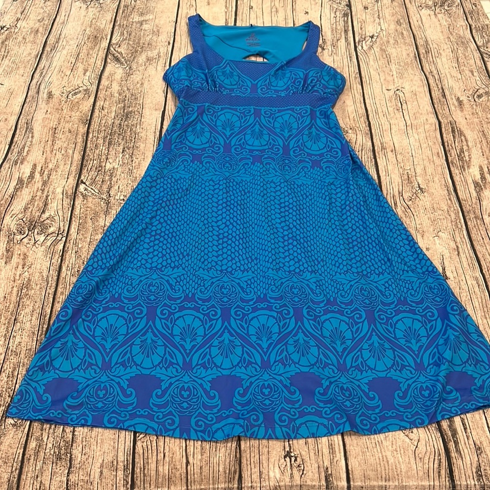Prana Athletic Dress In beautiful blues, shelf bra built in, size Small